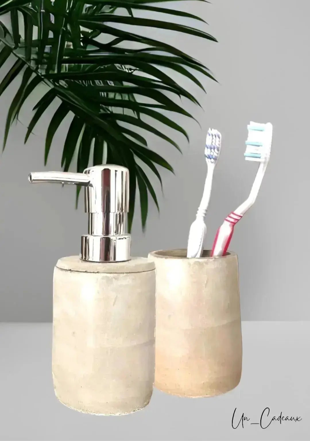Set lavabo con dispencer e bicchiere