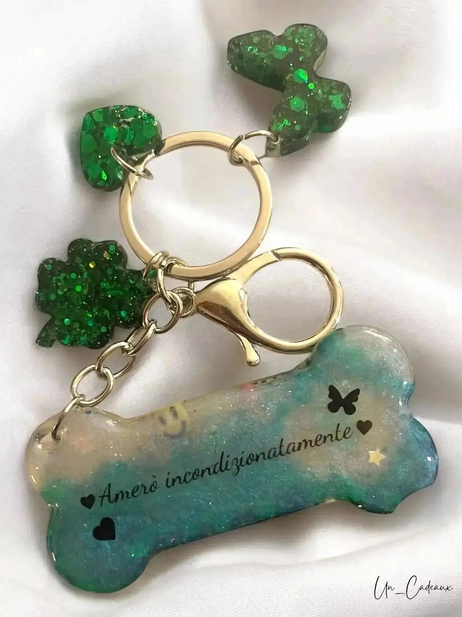 Portachiavi Personalizzato a Forma di Osso con dedica - Un_Cadeaux