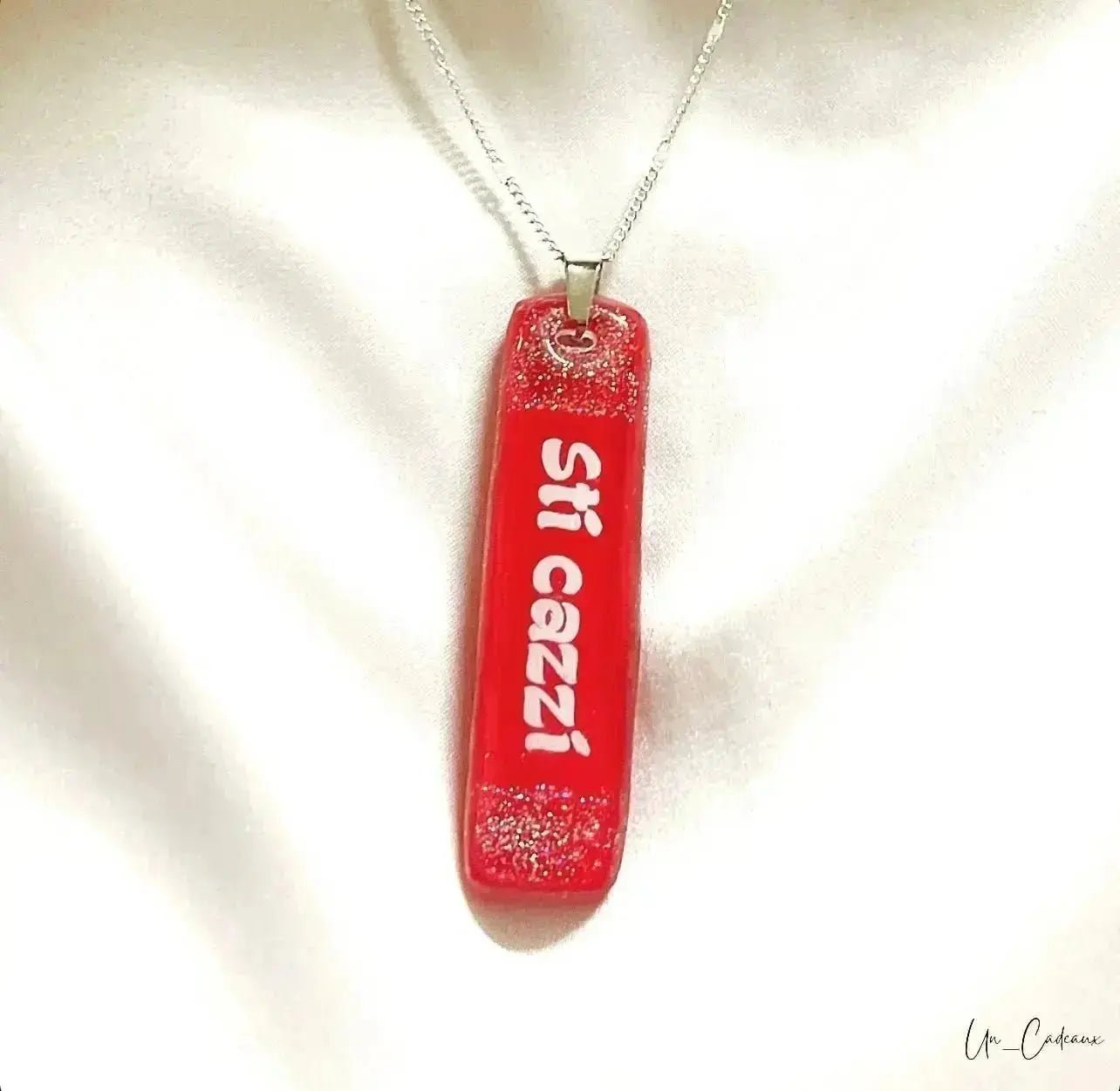 Ciondolo in resina con scritta personalizzata - Un_Cadeaux