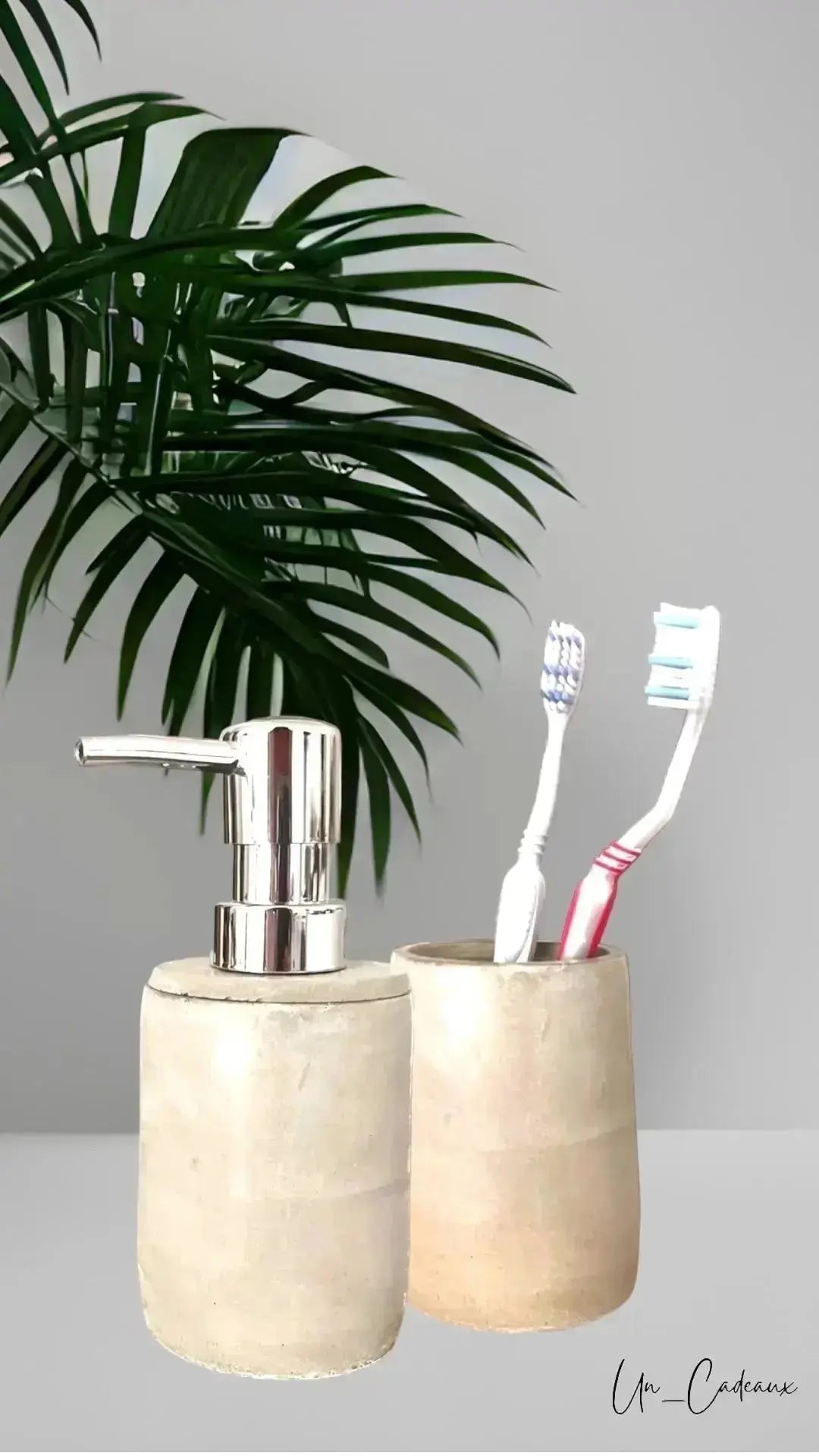 Set lavabo con dispencer e bicchiere - Un_Cadeaux