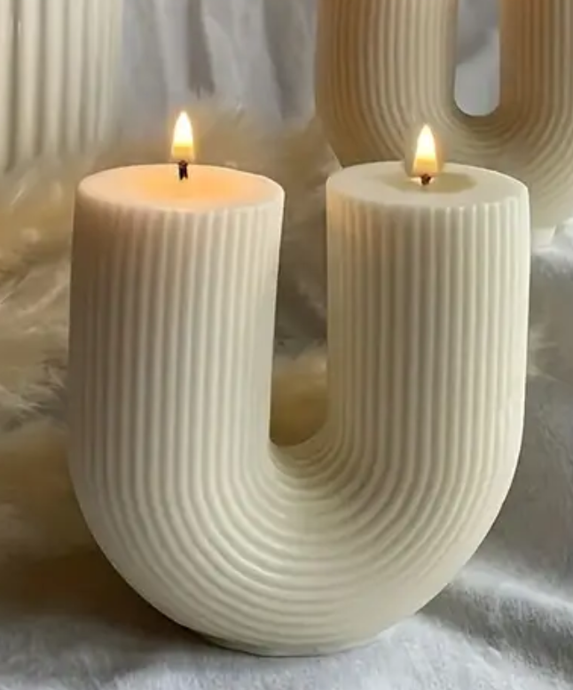 Candela Decorativa a Forma di U - Cera di Soia Naturale